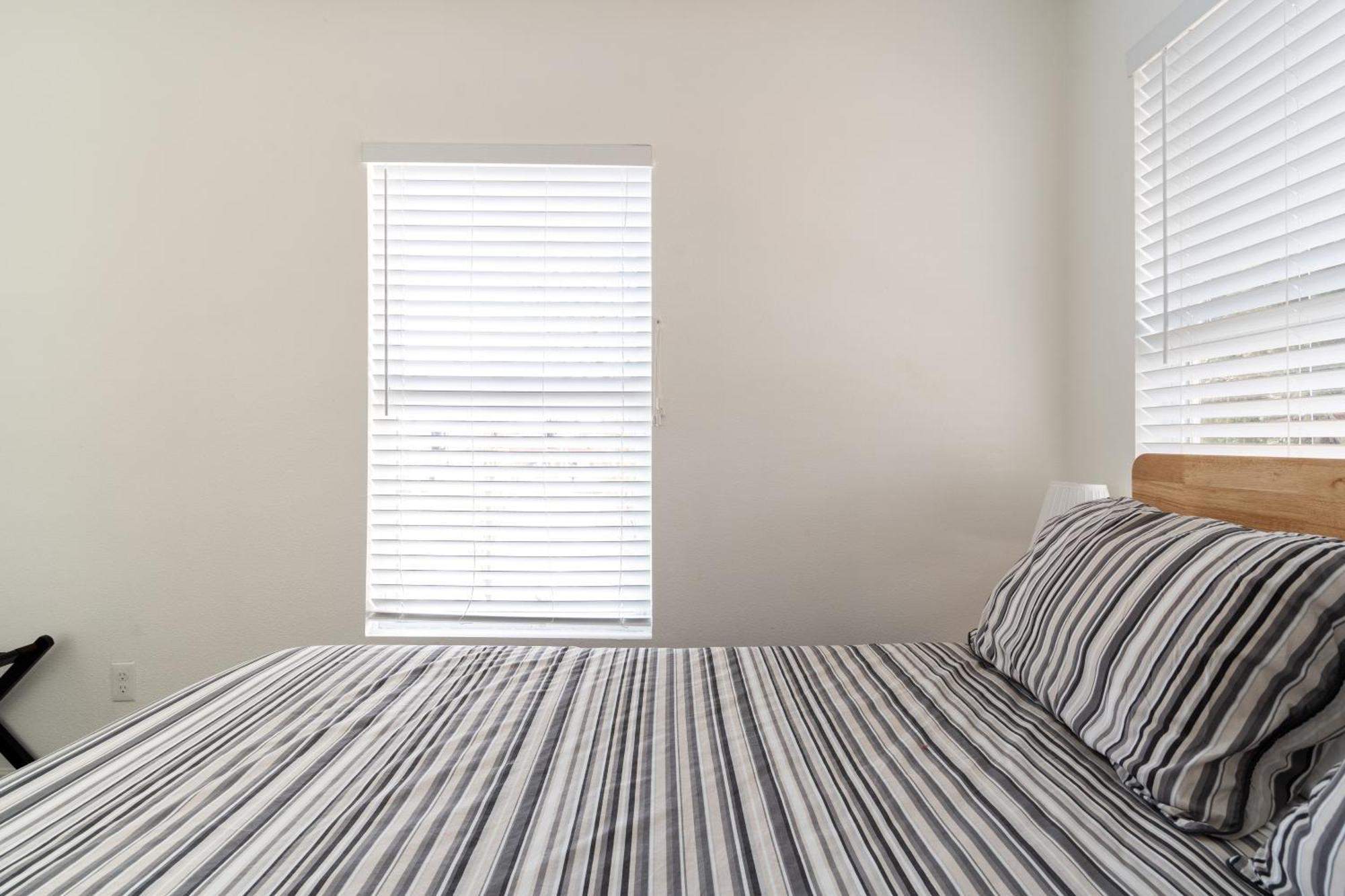 Holiday home - Renovated 3br Tilikum View In Heart Of Se Division *