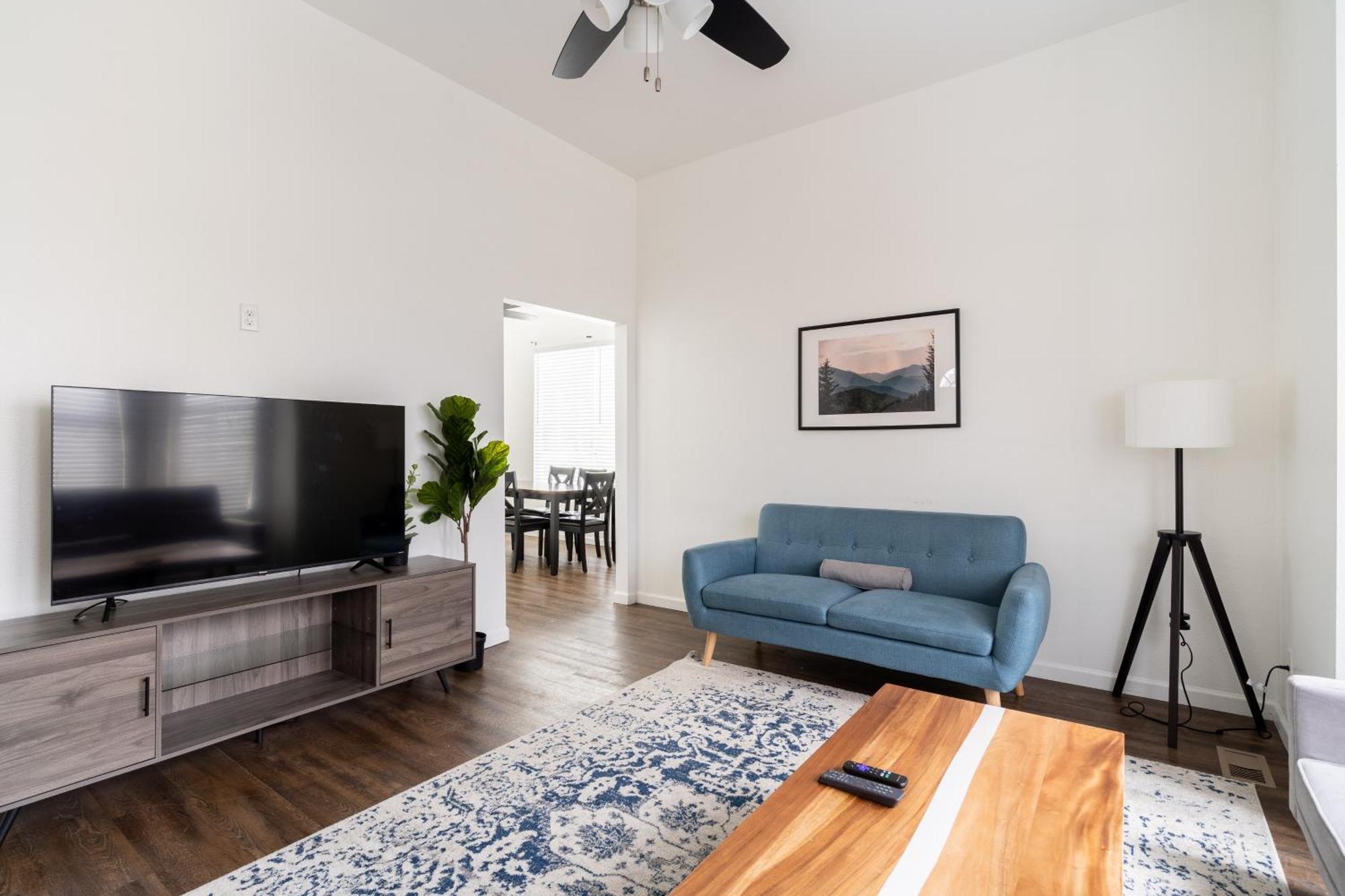 - Renovated 3br Tilikum View In Heart Of Se Division Portland