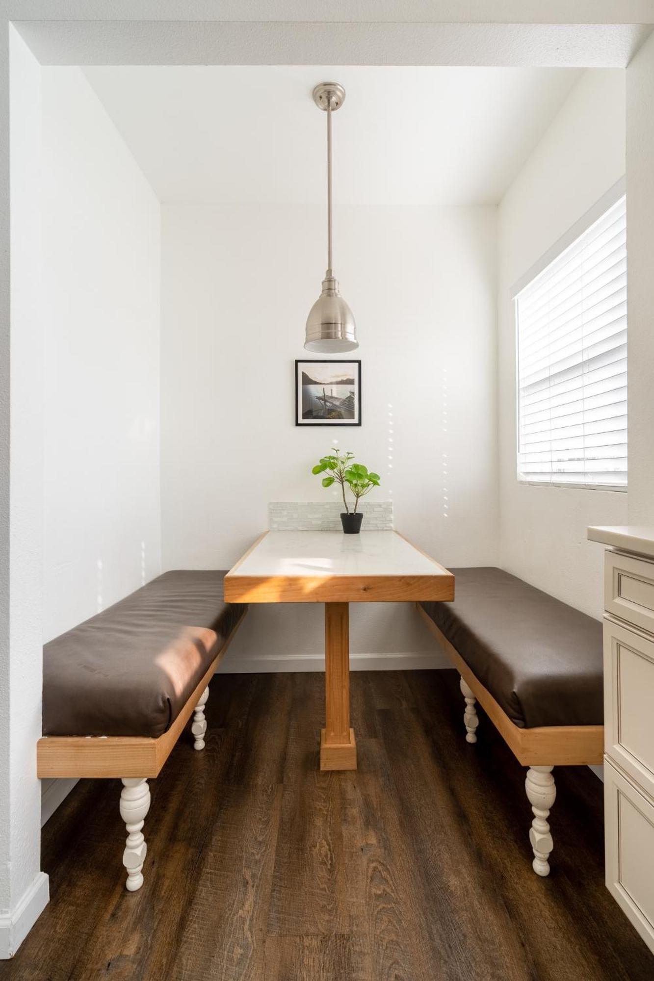 Holiday home - Renovated 3br Tilikum View In Heart Of Se Division