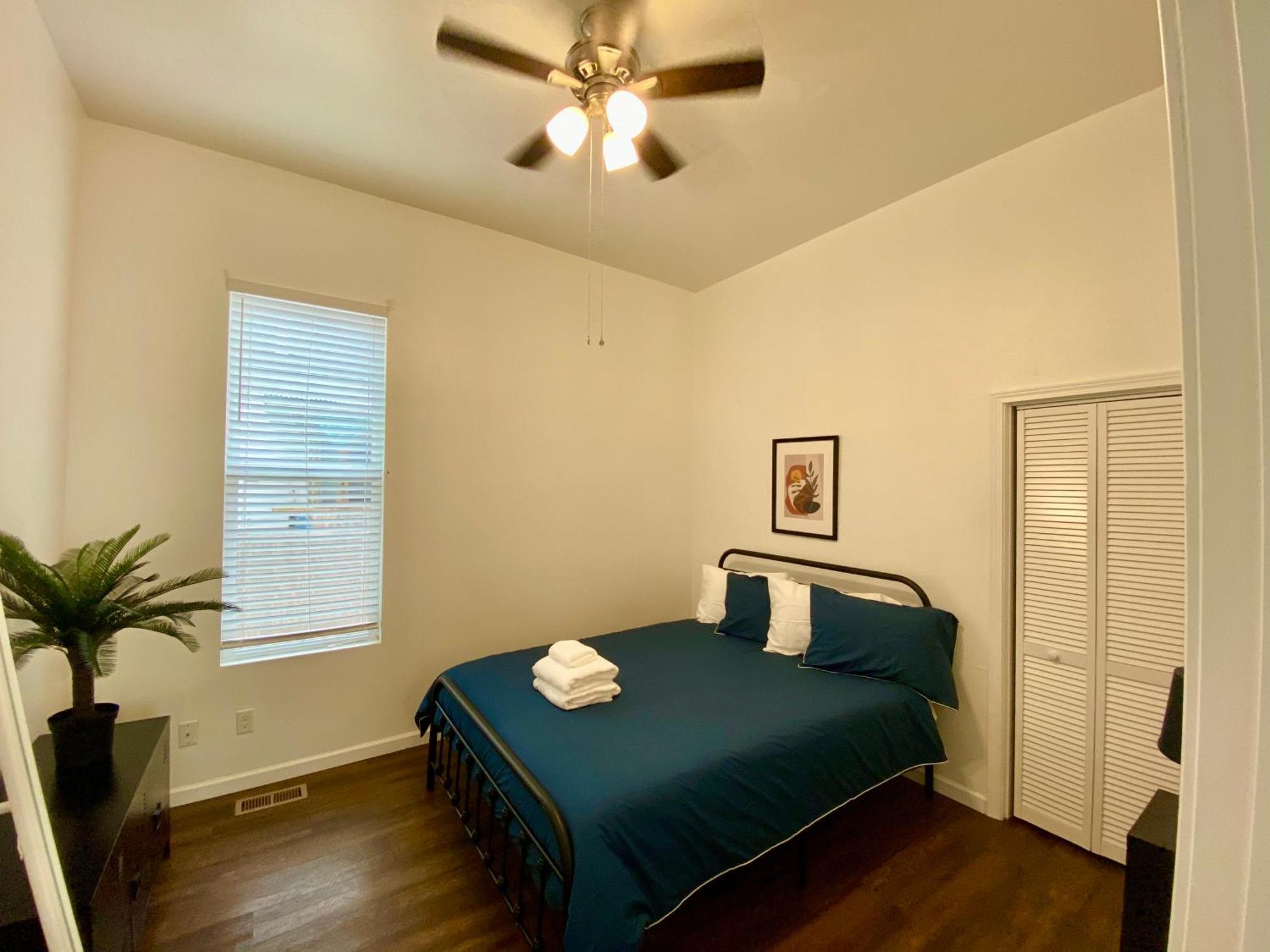 Holiday home - Renovated 3br Tilikum View In Heart Of Se Division *