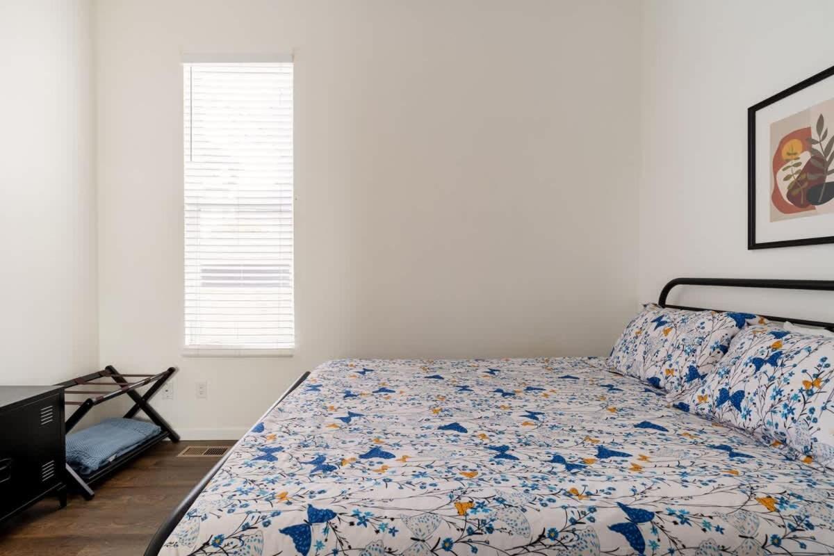 Holiday home - Renovated 3br Tilikum View In Heart Of Se Division Portland